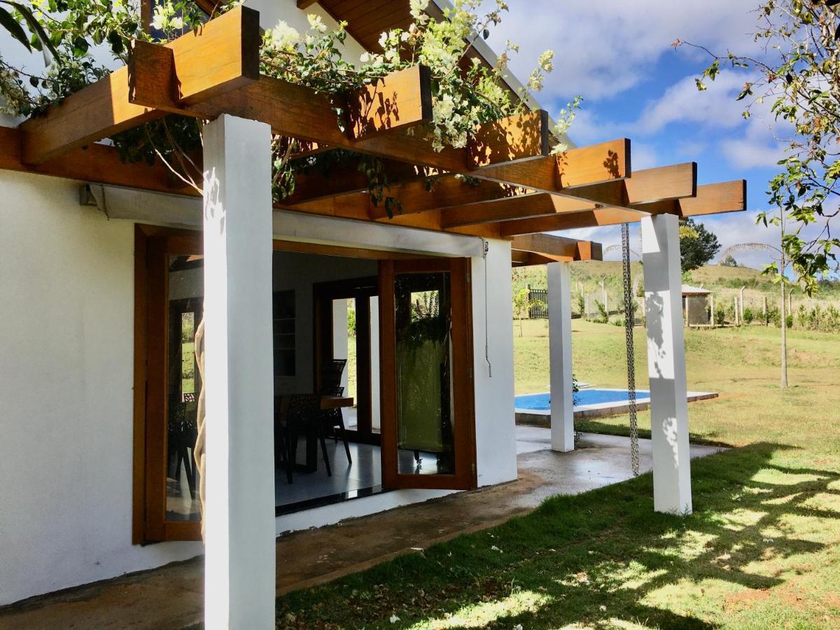 Casa De Campo Com Piscina Jaguariaíva Exterior photo
